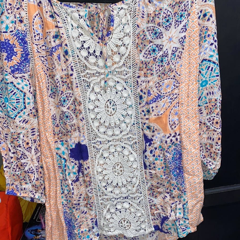 Lucy & Laurel Abstract Bohemian 3/4 Sleeve Blouse - image 2